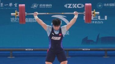 [亚冬会]中国男子冰球队不敌哈萨克斯坦队.