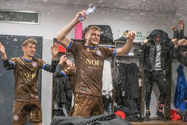 发成为这场 发成为这场